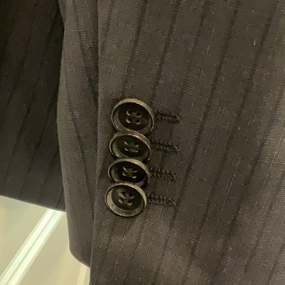 Hugo Boss suit 42S. 36/32 pants - Picture 4 of 11